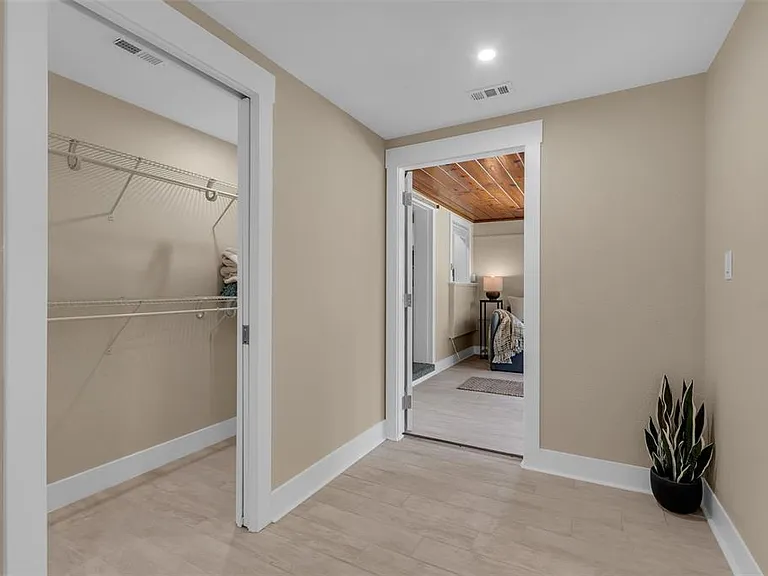 510 N Osprey Ave — Photo 38