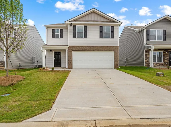1236 Golf Dr, Roebuck, SC 29376