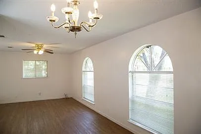 4713 Sagebrush Trl