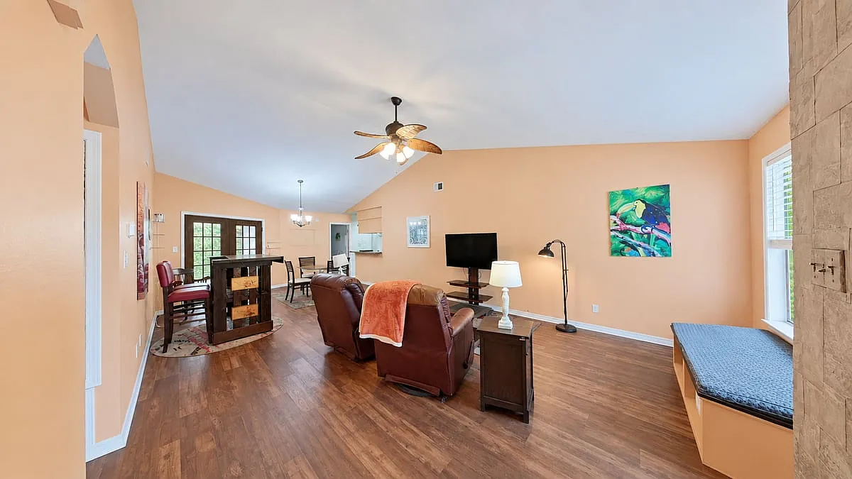 421 Waterway Lane — Photo 4