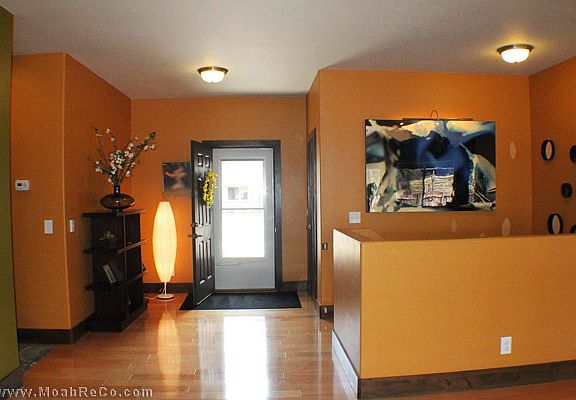 4th image of 284 W McGill Ave