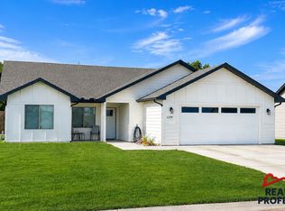 1339 Marboeuf Blvd, Dodge City, KS 67801
