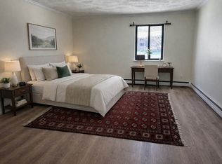 15 Davis Rd APT B11, Acton, MA 01720