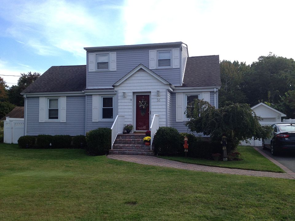 1st image of 36 Helen Ave