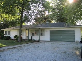 1527 S Bloomington St, Greencastle, IN 46135