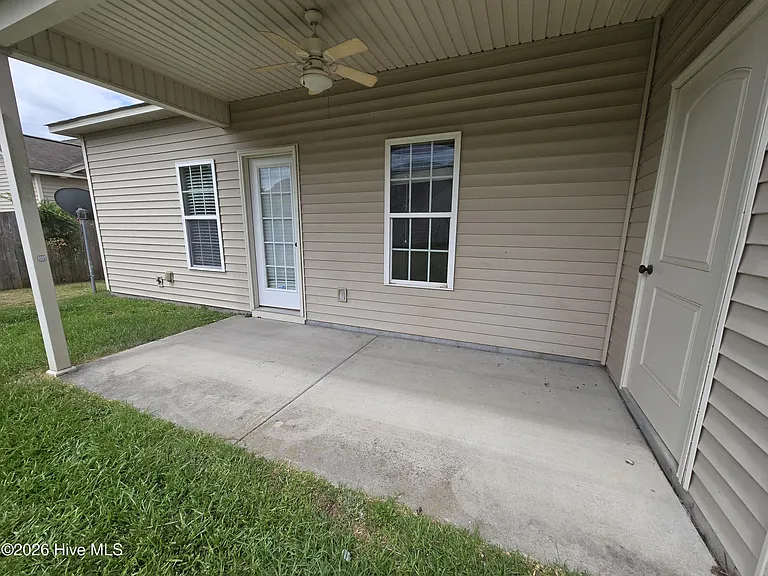 3404 Ellsworth Dr #B — Photo 14