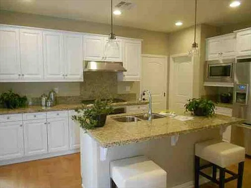 Kitchen - 2680 E Santa Fe Rd