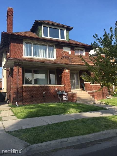 1248 Marquette