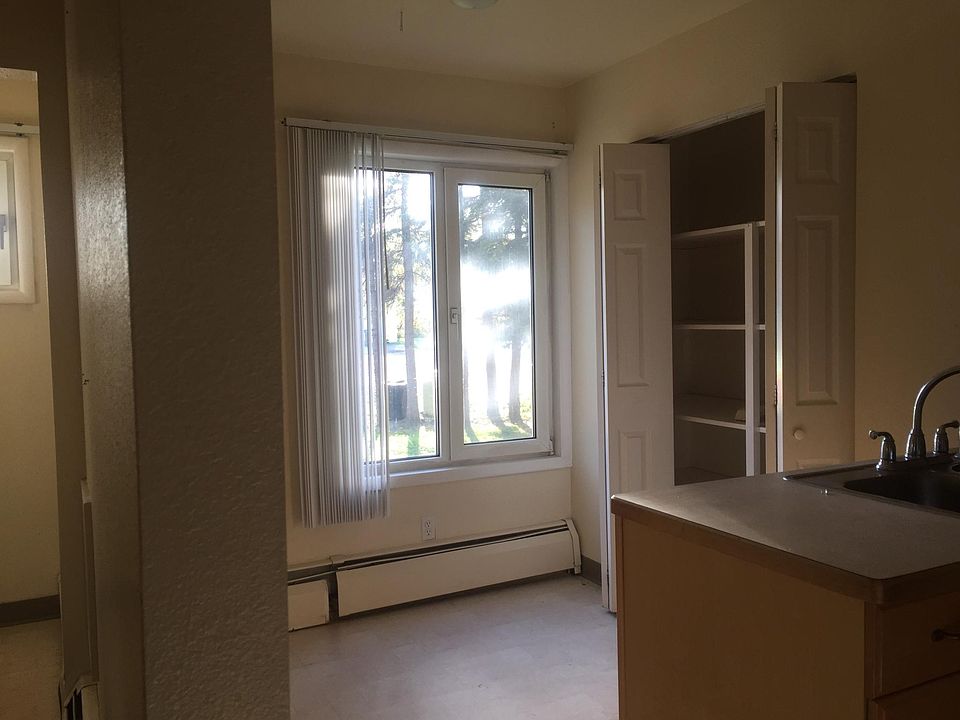 1st image of 1416 Kent Ct #A