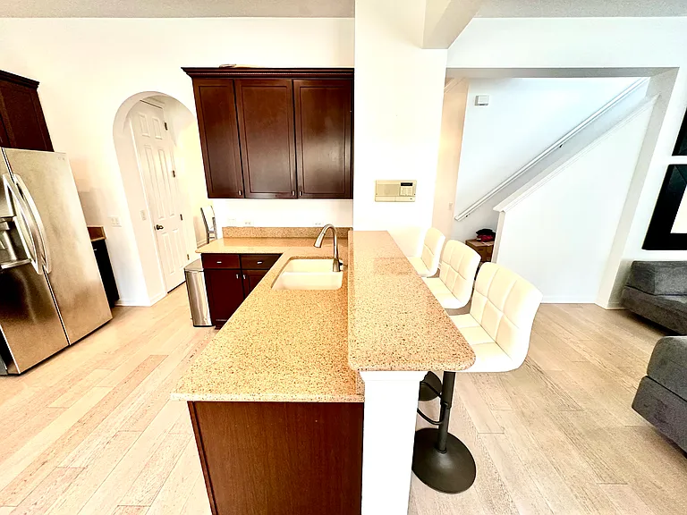 2164 Shaw Ln — Photo 10