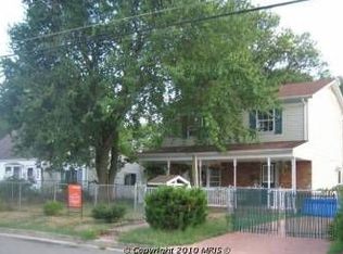 135 Martin Dr, Manassas Park, VA 20111