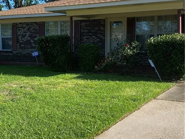 3228 Redwood Dr, Alexandria, LA 71301