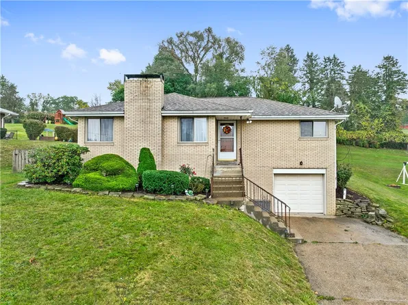 1349 Beach Dr, Monongahela, PA 15063