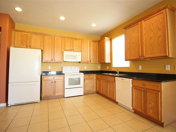 5th image of 2540 Ladoga Dr
