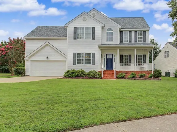300 Kings Pointe Xing, Yorktown, VA 23693