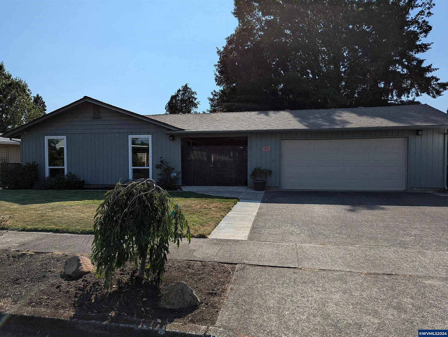 935 Westwood Pl photo 1