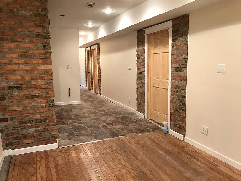 9616 S Exchange Ave #1 — Photo 16