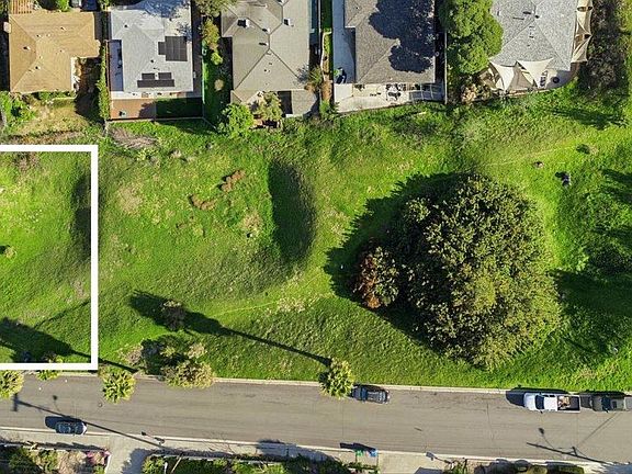 3rd image of 8535 Placid View Dr