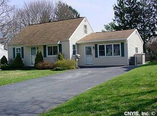 109 Fairwood Dr, Syracuse, NY 13219