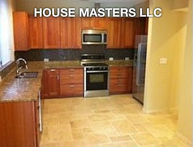 2nd image of 6926 S Jeffery Blvd #1
