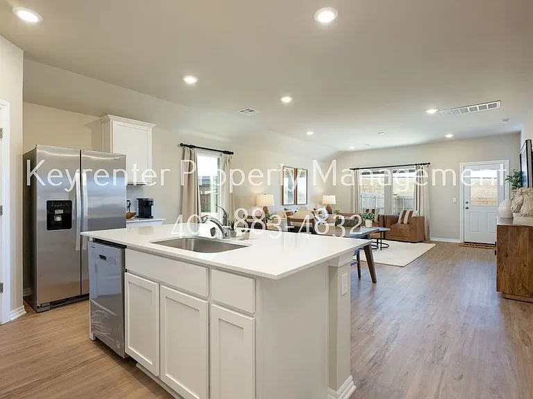 2809 Tracys Mnr — Photo 6