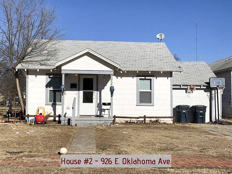 1st image of 926 E Oklahoma Ave