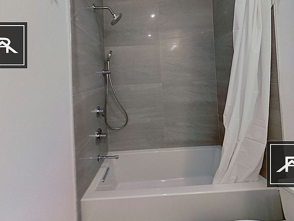 4th image of 49 Englewood Ave APT 3