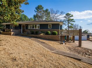 301 Black Oak Ave, Springdale, AR 72764