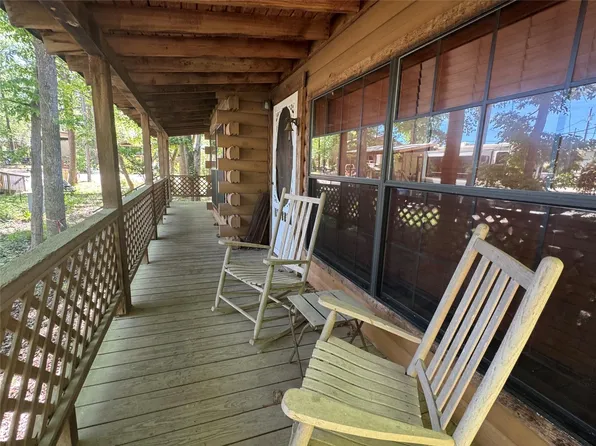 190 Woodpecker, Livingston, TX 77351