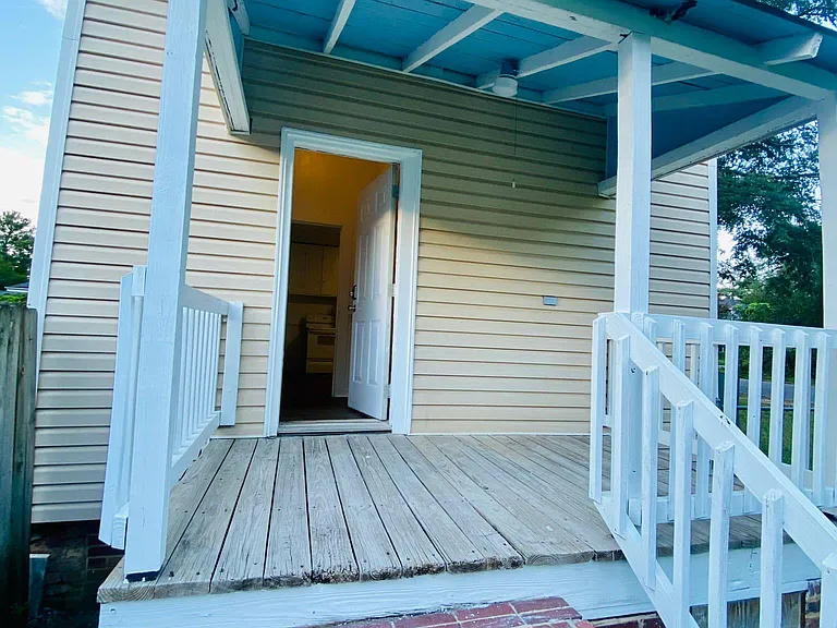 Back porch, cute and covered