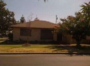 1032 Thomas Way, Delano, CA 93215