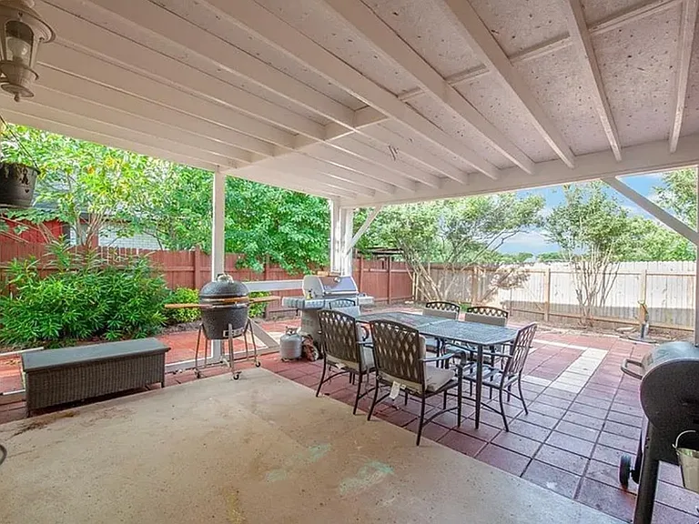 21007 Godolophin Ct — Photo 7