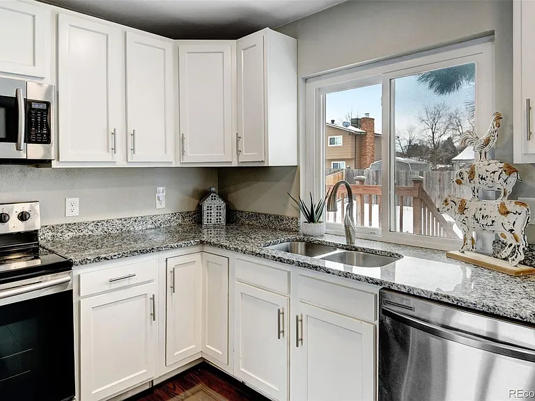 16344 E Carolina Dr — Photo 4