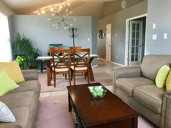 Living Room / Dining Room