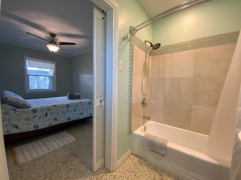 505 Barcelona Ave #2 — Photo 10