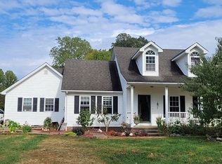 835 Bob Curtis Rd, Bradfordsville, KY 40009