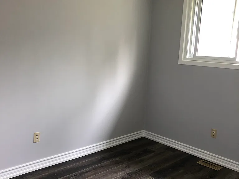 29 Birchcliffe Cres #1 — Photo 12