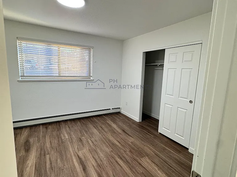 Kingston Apartments — Photo 13
