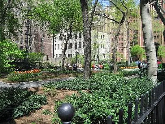 Sold by Corcoran | media 10