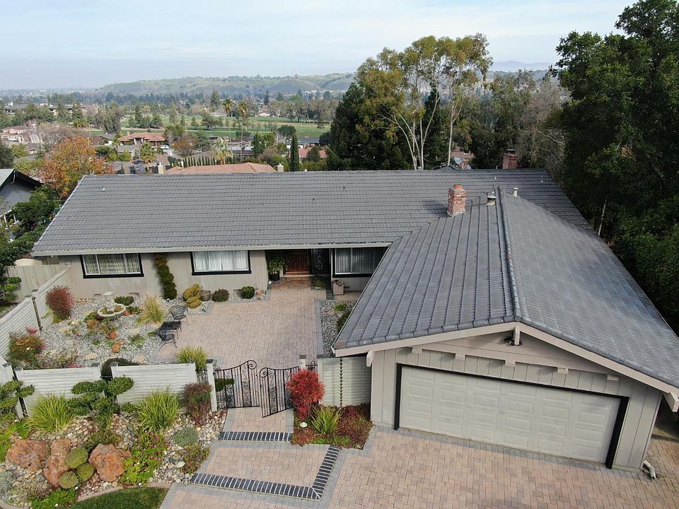 1st image of 1241 Wooded Hills Dr