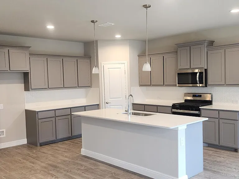 1029 Kirkham Way — Photo 11