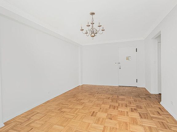 5th image of 3530 Henry Hudson Pkwy APT 9F