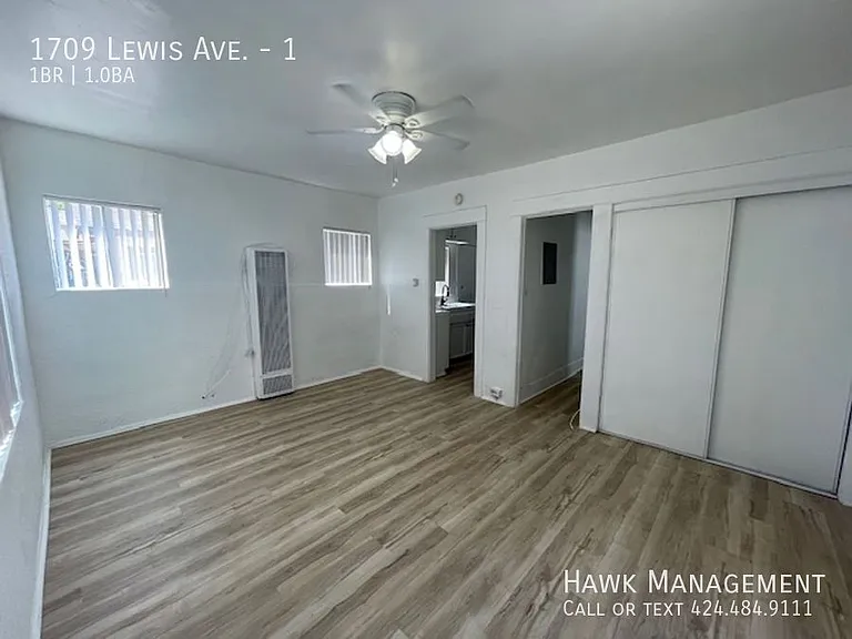 1709 Lewis Ave #1 — Photo 8