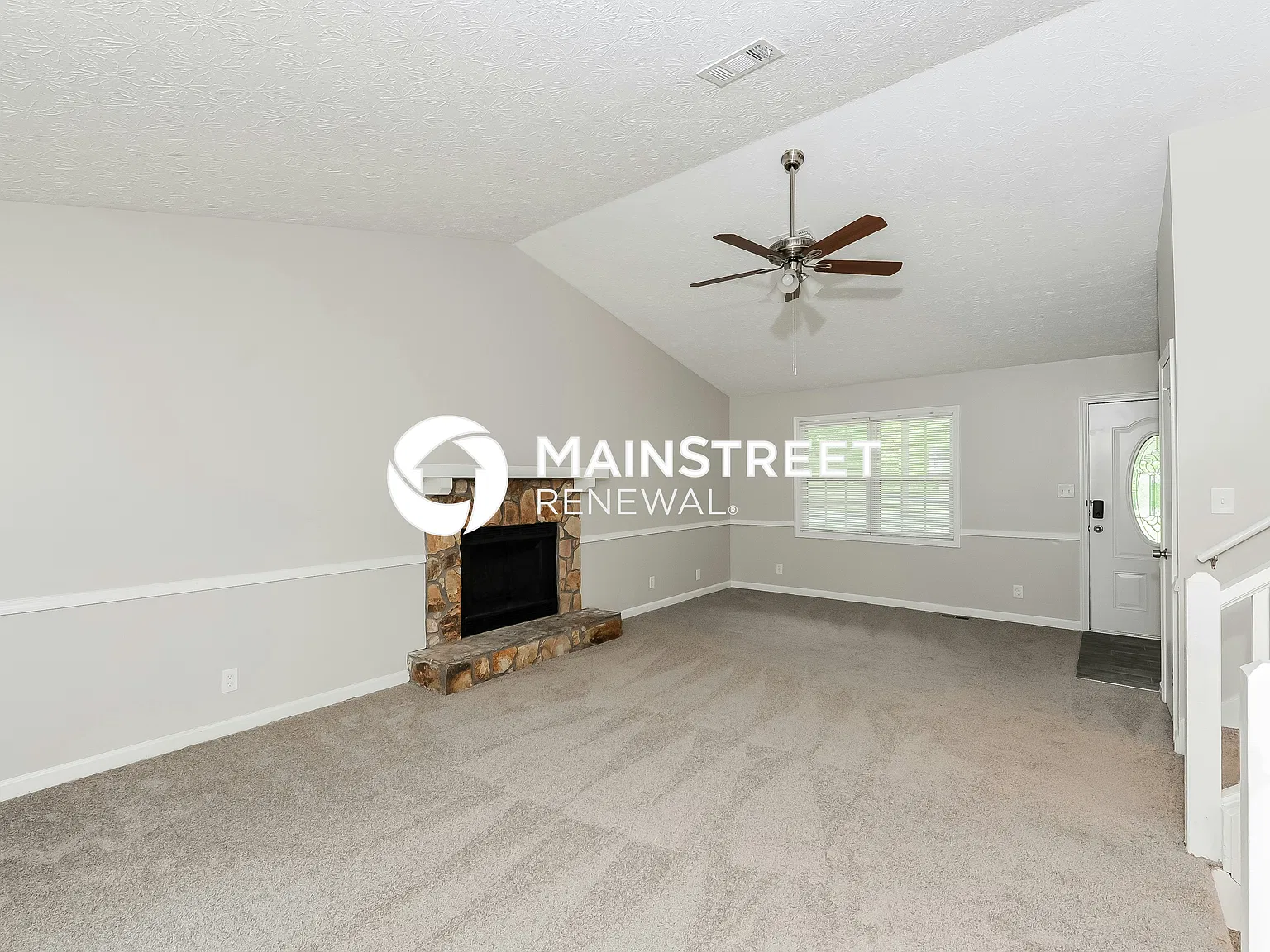 2520 Azalea Drive — Photo 3