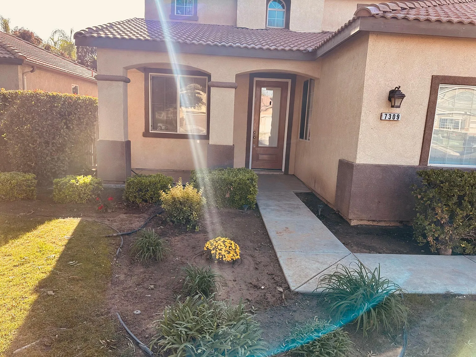 7309 Sleepy Lagoon Dr — Photo 2