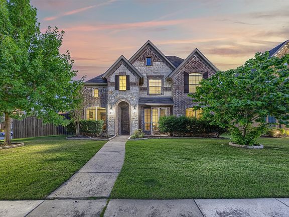 2nd image of 1081 Echo Bend Ct