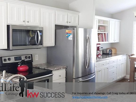 2nd image of 5957 N Bayshore Dr