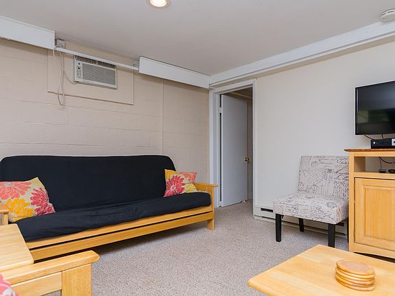 3rd image of 49 Maryland Ave APT D