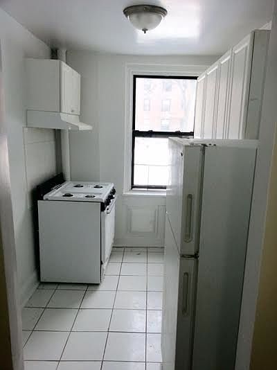 1st image of 4611 Skillman Ave