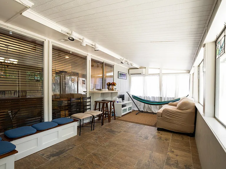 8801 Dawnridge Cir — Photo 11